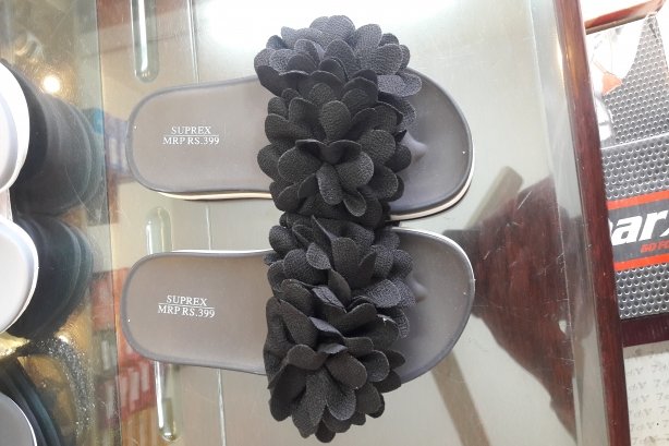 SHOE BARRIER LADIES FOOT WEAR - Shoes Images