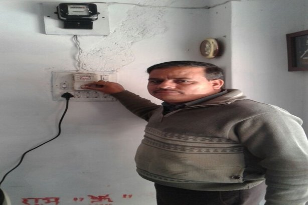 ELECTRICIAN MANOJ KUMAR BHATT - Electrician Images